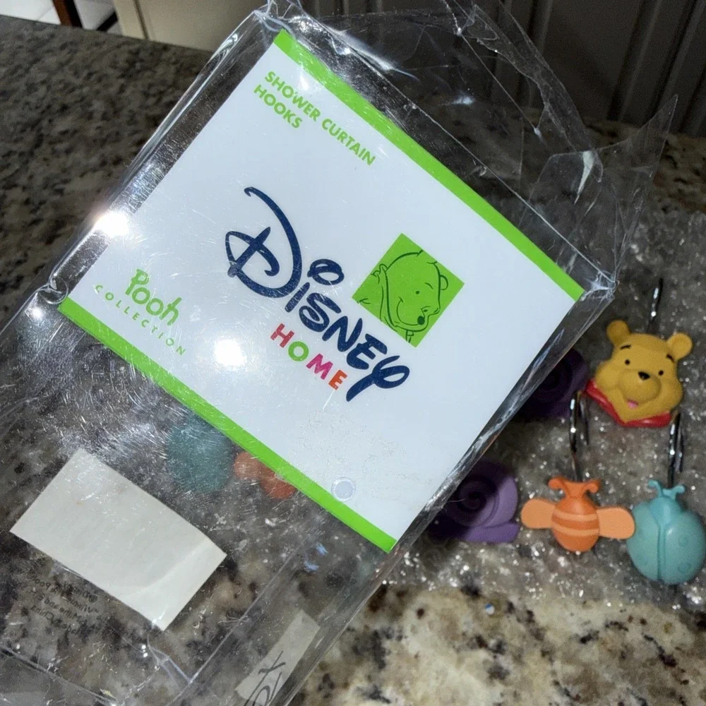 Disney Home ~ Winnie‎ The Pooh Shower Curtain  With Rings Brand NEW 5409